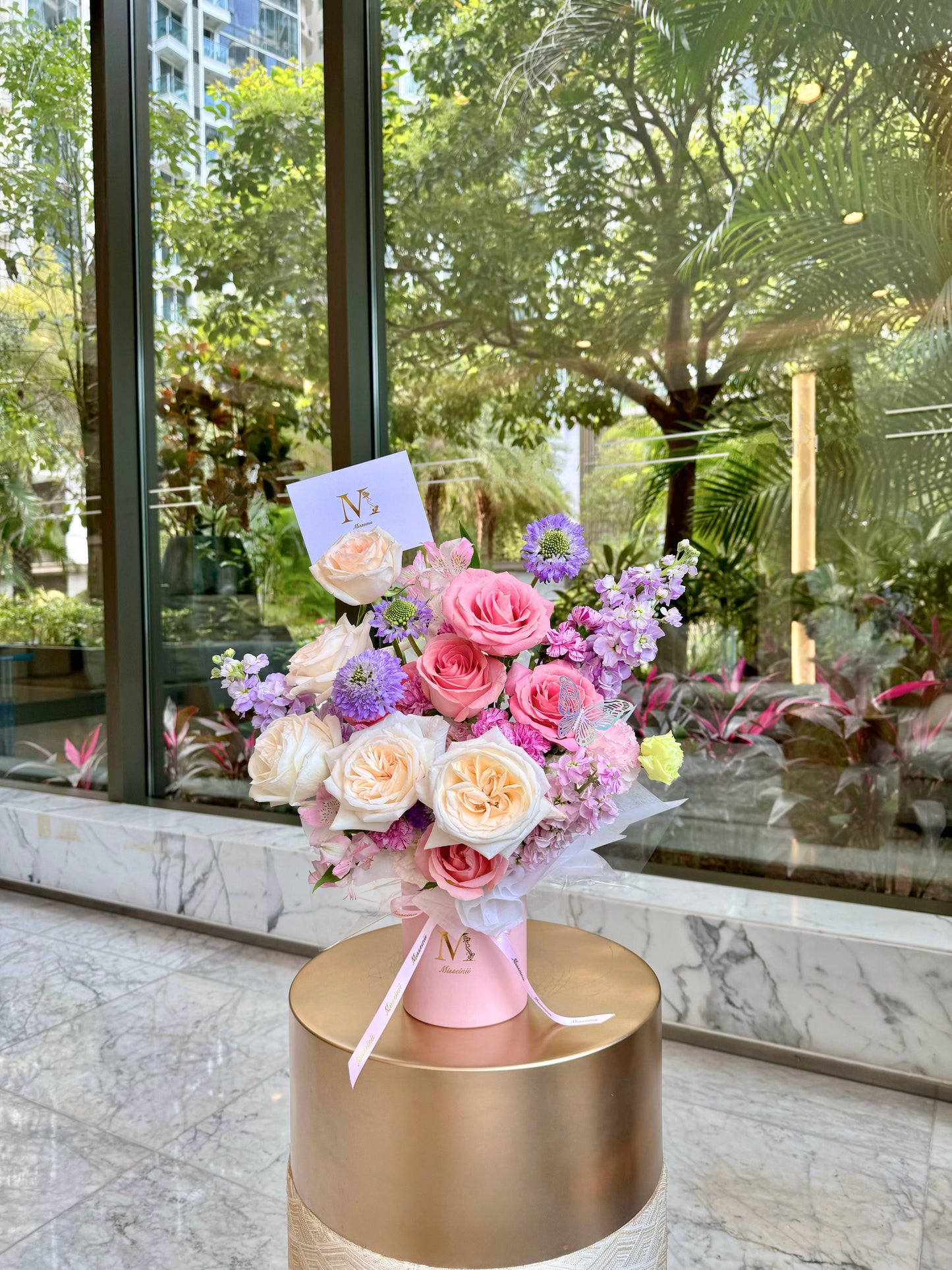 Roxanne - White & Pink Ecuadorian Roses