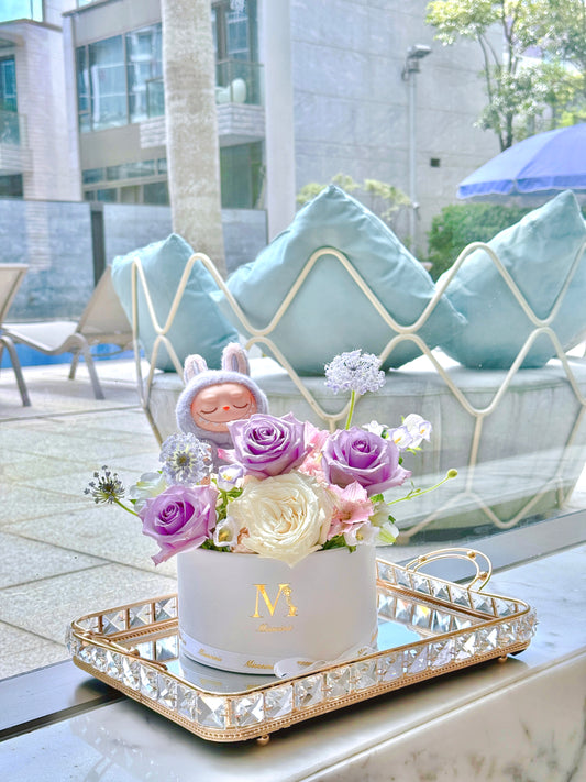 Pastel Purple Labubu × Ecuadorian Rose Flower Box