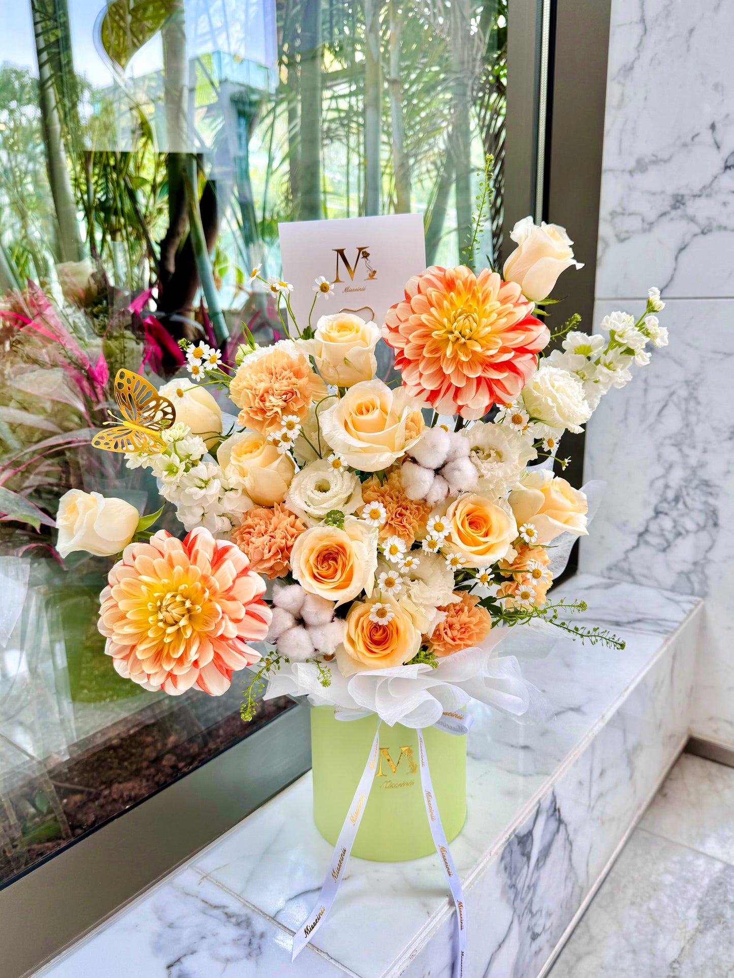 Amber - Orange Japanese Dahlias & Ecuadorian Roses