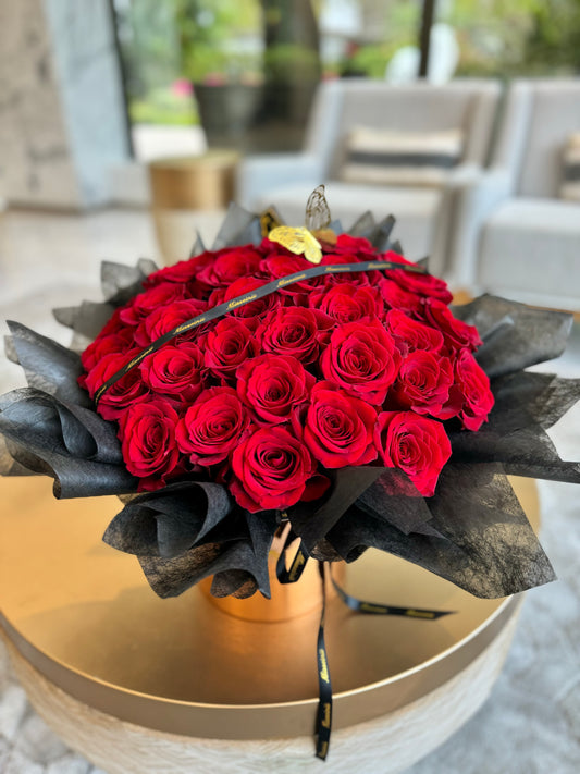 浪漫皇家厄瓜多爾紅玫瑰花盒 👑💗