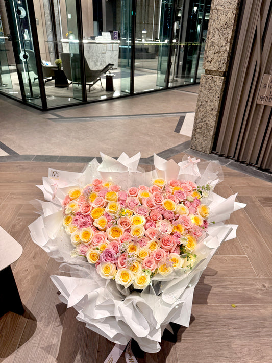 80 Ecuadorian Roses in Heart Shape