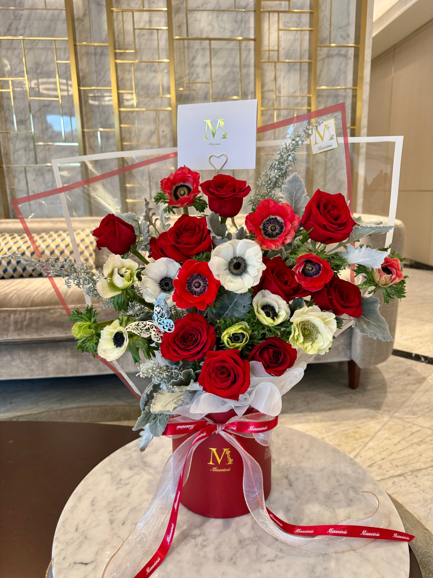 Lennon - Red Rose & Anemone
