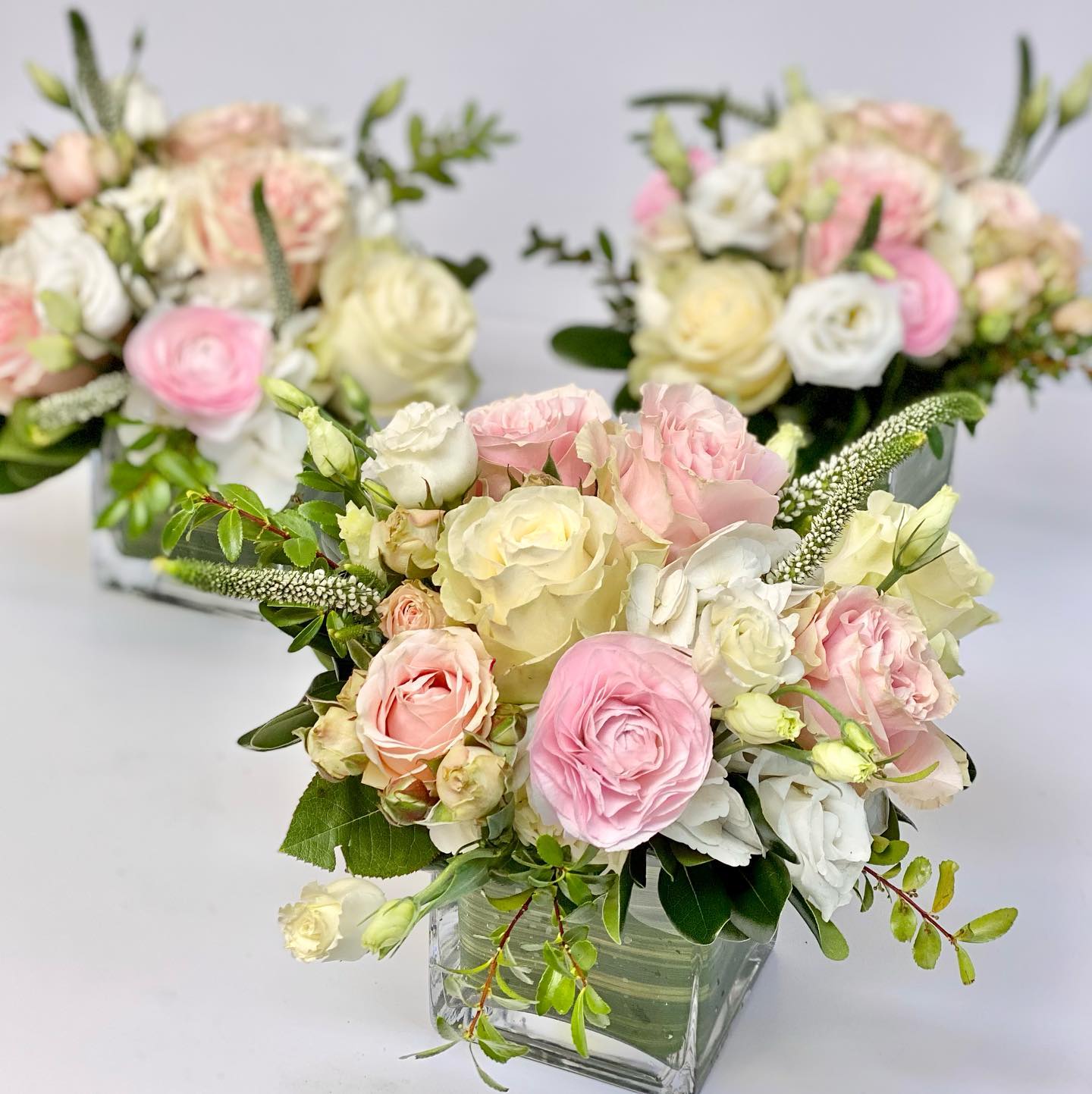 White & Pink Rose Flowers Arrangement