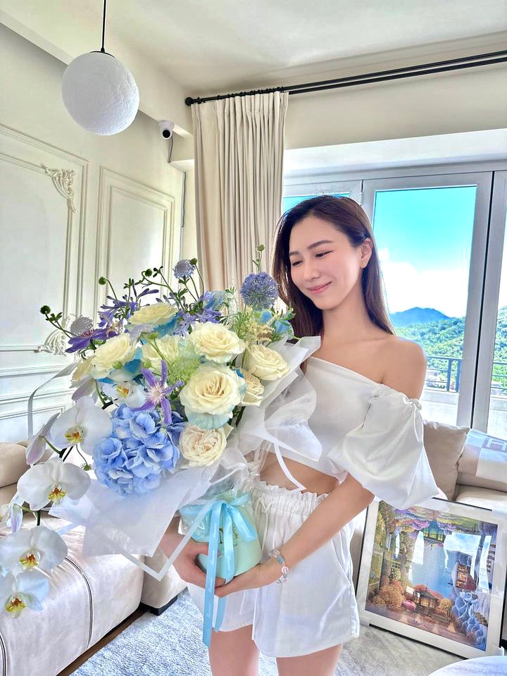 灰姑娘 Cinderella - 藍色厄瓜多爾玫瑰、繡球花、蘭花